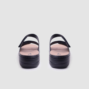 Nora Slip On